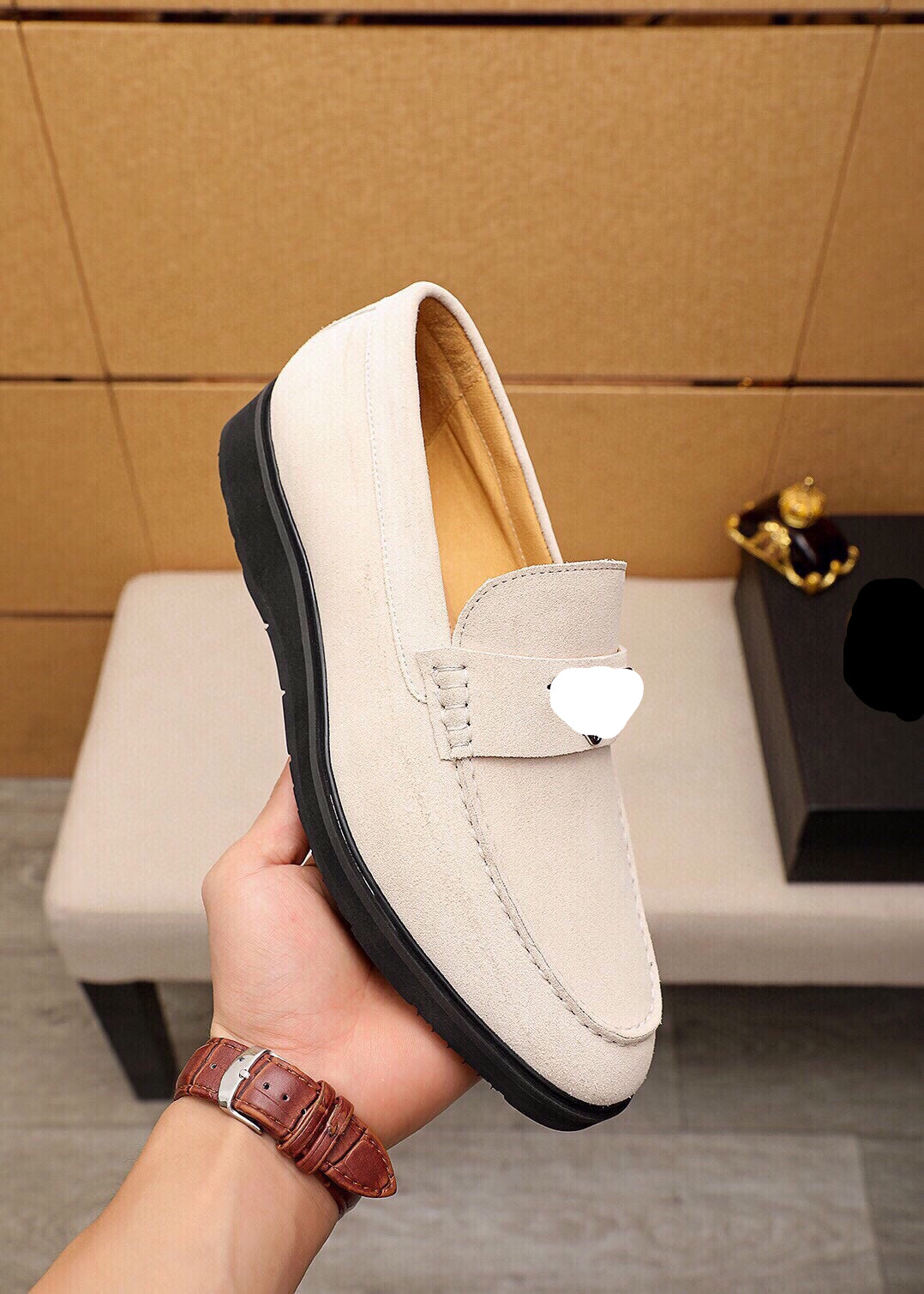 LOAFER IN WHITE CREAM SUEDE